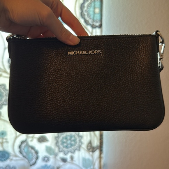NWT Michael Kors Black Canvas Wristlet - Picture 7 of 8